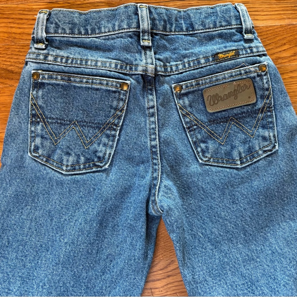 Wrangler Jeans (1013BGSHD), Adjustable Waist, kid’s Size 8 Slim, EUC - Picture 4 of 5